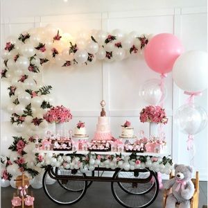 Meet your Posher, Ari